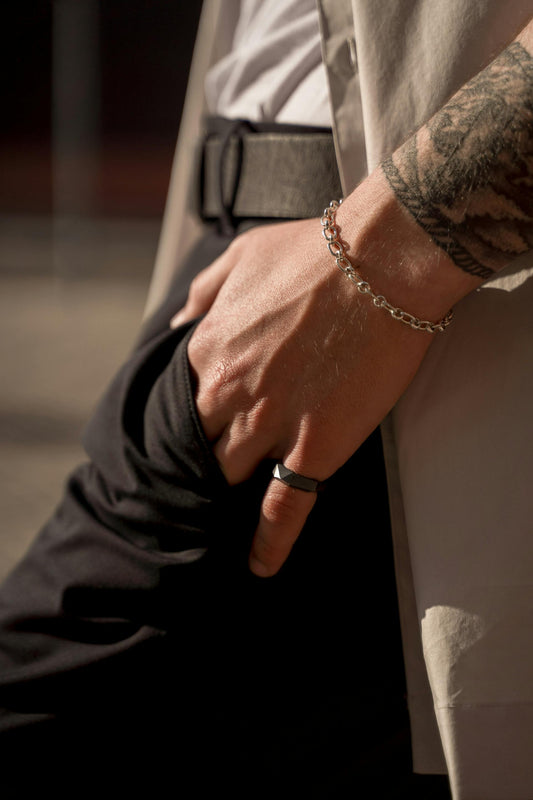 Accessorizing with Confidence: Jewelry Tips for Men