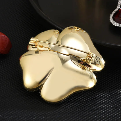 SUYU Spring New Camellia Brooch Female Design Temperament Retro Corsage Small Fragrance Brooch Accessories