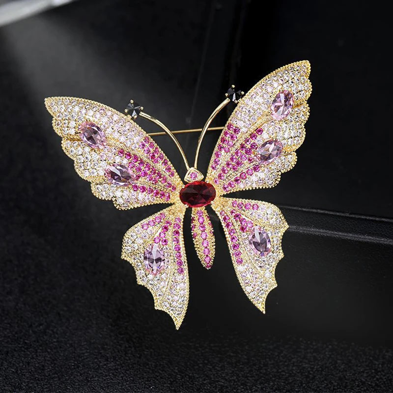 SUYU Copper Inlaid Cubic Zirconia Lovely Temperament Butterfly Brooch Fashion Women's Coat Suit Pin Accessories Gift