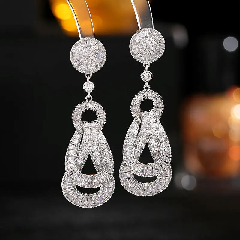 Cubic Zirconia Inlaid Design With a Sense Of Rope Knot Earrings Light Luxury Long Wedding Earrings