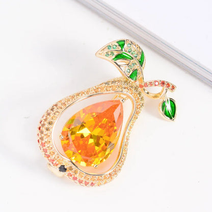 SUYU Pear Cubic Zirconia brooch Elegant and lovely fruit clothing pin Personalized and fashionable sweater coat accessories