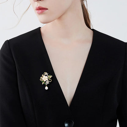 SUYU   Flower And Leaf Brooch Fashion Corsage Coat Suit Accessories