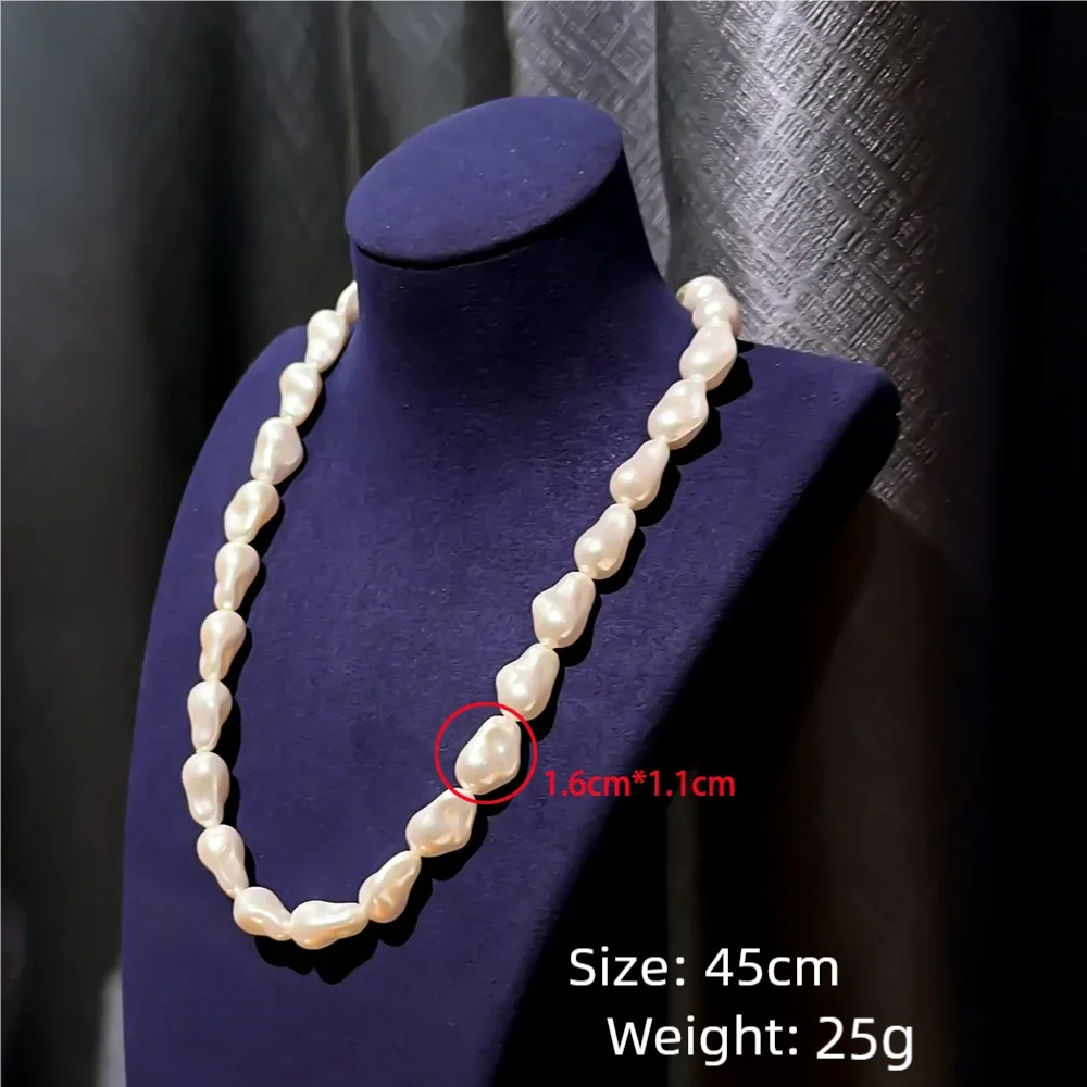 Women's Light Luxury Design Elegant Baroque Imitation Pearl Necklace Versatile and Unique Design Sense Fashion Sweater Chain