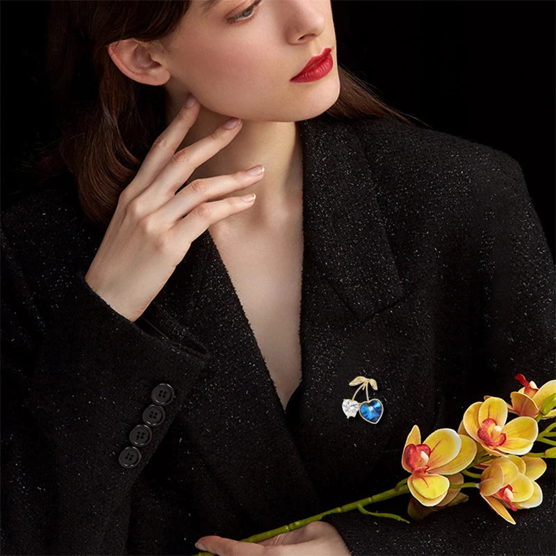 SUYU New Spring/Summer Cute Countryside Style Small And Fresh Heart Shaped Cherry Brooch Light Luxury Pin