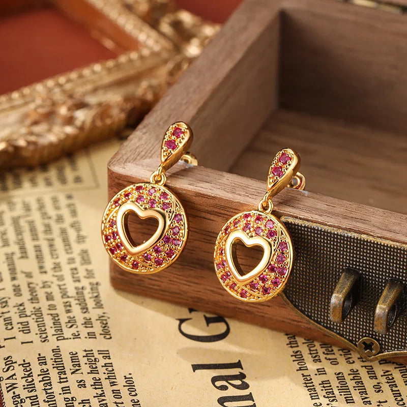 SUYU Fashion Micro Inlaid Zircon Geometric Love Retro Light Luxury Earrings For Women Personalized Earrings