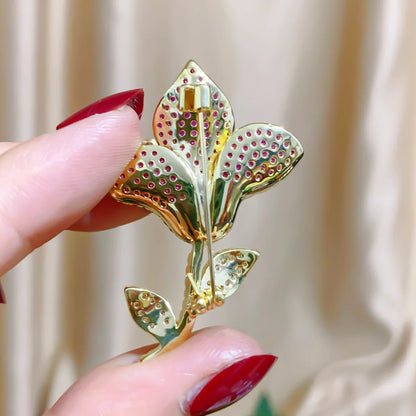 SUYU Winter New Flower Brooch Design Women's Luxury Brooch Fashionable And Exquisite Plant Brooch Versatile Accessories