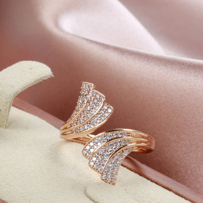 Wbmqda Unique Fan Shape Full Zircon Open Ring For Women 585 Rose Gold Color Luxury Fashion Daily Party Jewelry Accessories