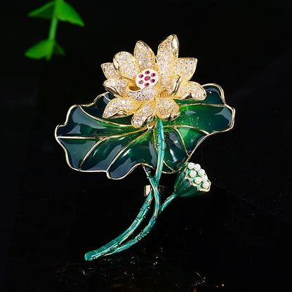 SUYU Winter New Enamel Hand-painted Coating Lotus Brooch For Women's Elegant Temperament Coat Accessories Fashion Brooch