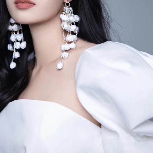 Gentle White Flower Tassel Earrings Headdress Accessories White Dress Performance Earrings