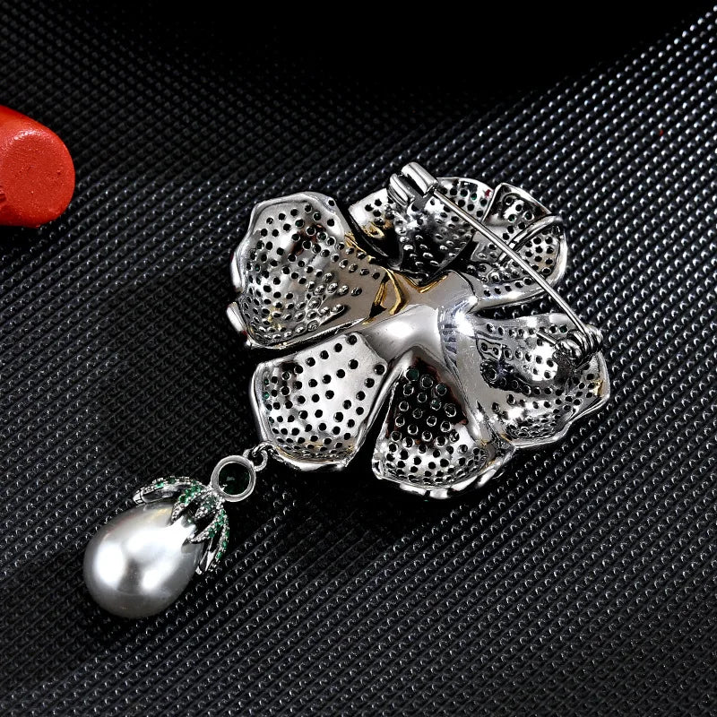 SUYU Autumn Women's Luxurious Design Flower Brooch Exquisite And Fashionable Begonia Flower Brooch Classic Coat Accessories