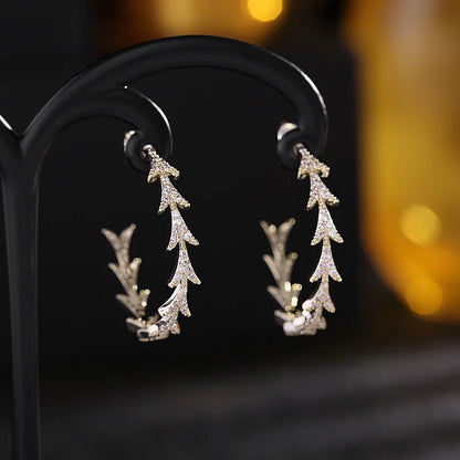 SUYU New Women's Light Luxury Design Fashion Accessories Micro inlaid Zircon Geometry Minimalist Earrings