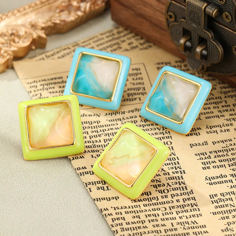 SUYU  Vintage Earrings Geometric Square Resin Drop Enamel Earrings Large And Exaggerated Women's Earrings For Daily Parties