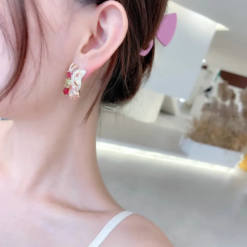 SUYU 2024 New Phalaenopsis Tassel Earrings Retro Women's Design Luxury Earrings Fashion Jewelry Daily Accessories