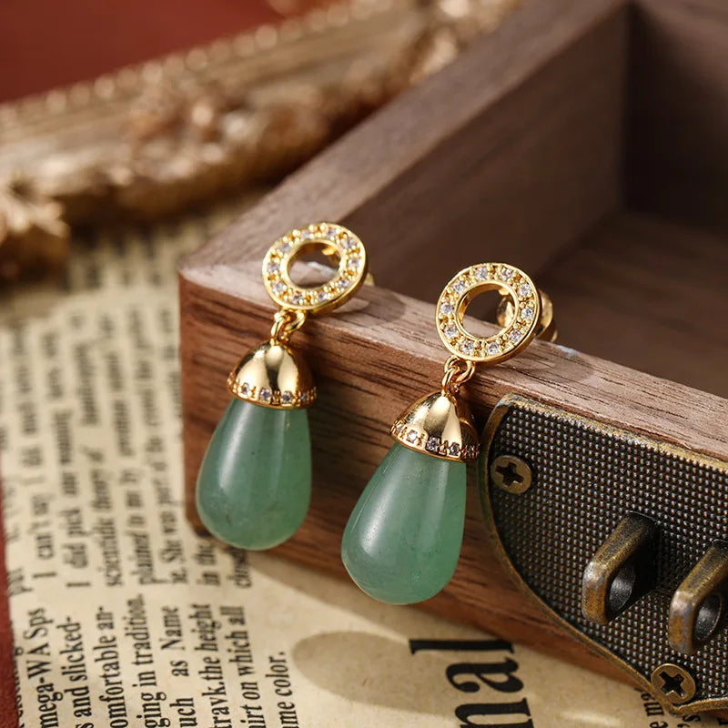 SUYU Jewelry: Retro Style Long Earrings Light Luxury Simple And Generous Niche Fashion Temperament Earrings