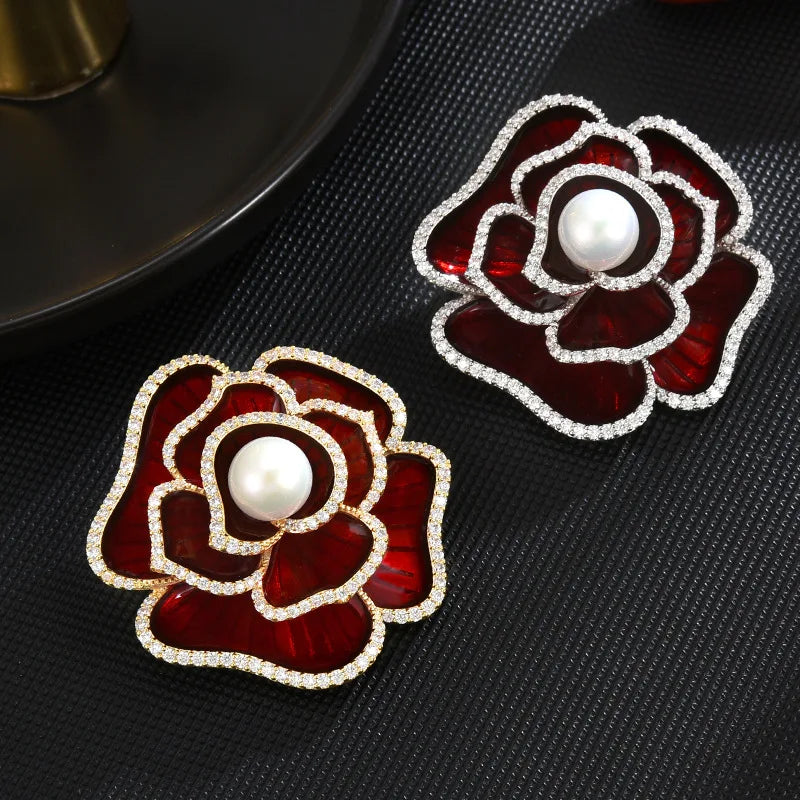 SUYU Spring New Camellia Brooch Female Design Temperament Retro Corsage Small Fragrance Brooch Accessories