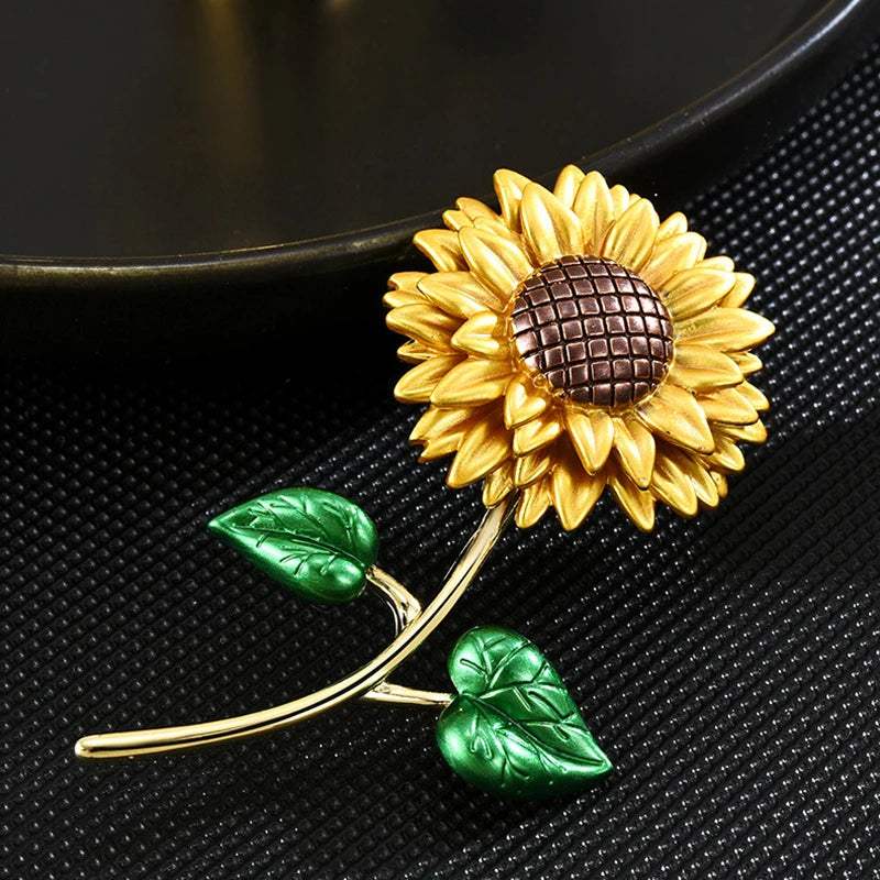 SUYU Simple And Oil Dripping Process Sunflower Sweet And Delicate Coat Accessories Brooch