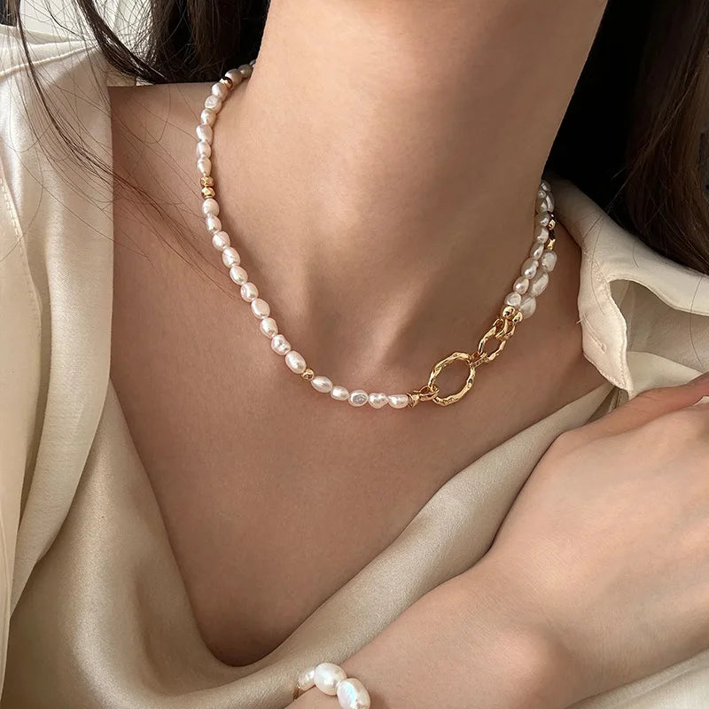 SUYU Unique Vintage Freshwater Baroque Pearl Long Necklace For Women's Light Luxury Personalized Design Sweater Chain