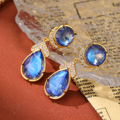 SUYU Fashionable Vintage Earrings Palace Style Long Hollow Droplet Shaped Zircon Earrings Ladies Elegant Design Versatile