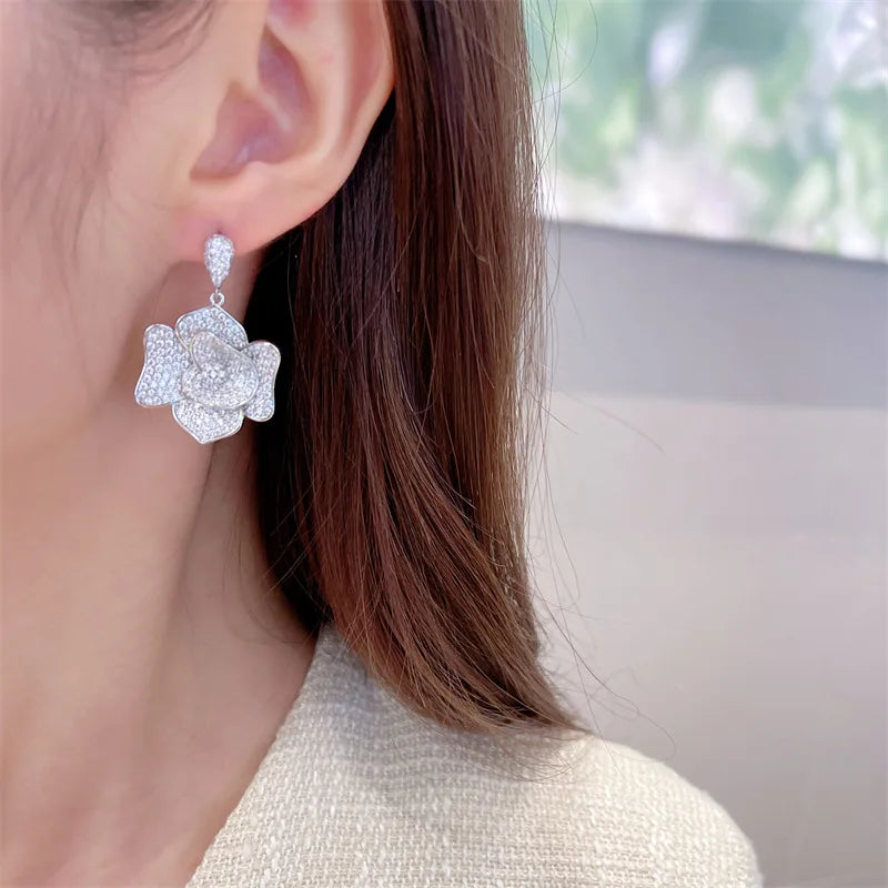 SUYU Earrings Fashion Women's Designer Light Luxury Flower Earrings With Micro Set Zircon For Daily Party And Festival Gifts