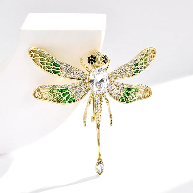 SUYU Elegant Wings Can Shake The Dragonfly Brooch Sports Object Brooch Accessories