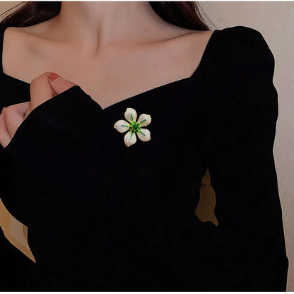 SUYU Fashion Flower Green Cubic Zirconia Atmosphere Versatile Personalized Sunflower Clothing Accessories Brooch