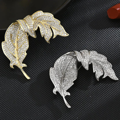 Fashionable and Elegant Leaving Brooch Needle Women's Low key Luxury Temperament Brooch Flower Suit Pin Coat Fashion Accessories