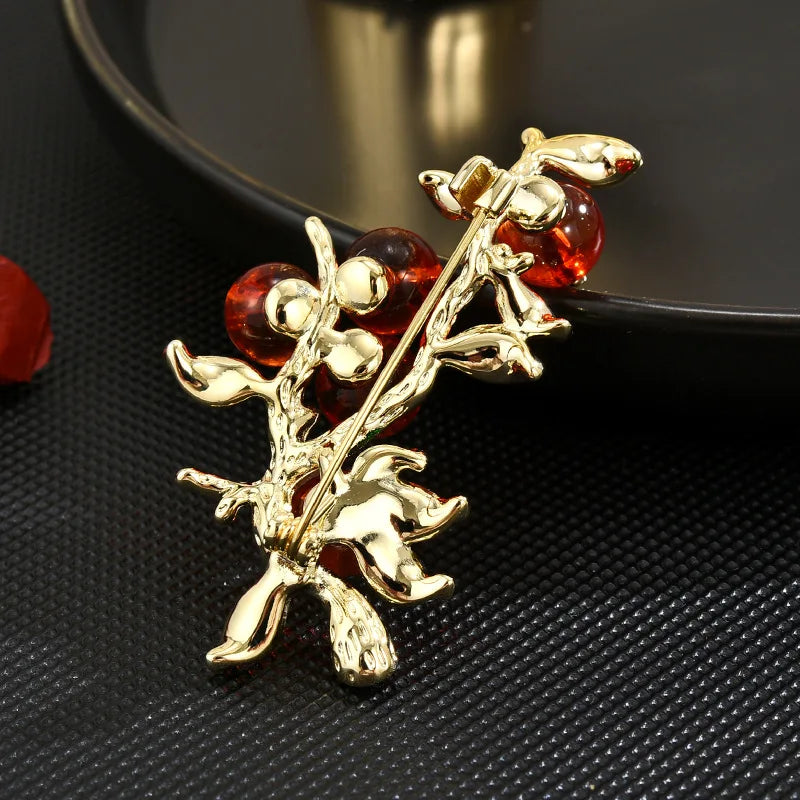 SUYU Red Flower Fruit Brooch For Women Exquisite And Luxurious Design Elegant And Fashionable Brooch Fashionable Jewelry