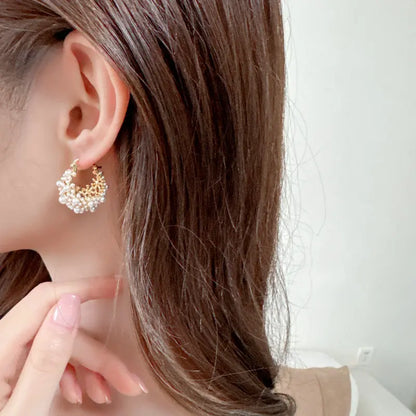 SUYU Women's Light Luxury Imitation Pearl Flower Basket Earrings Fashionable and Versatile Unique and Design Sense Earrings