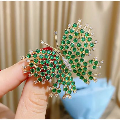 SUYU Elegant Butterfly Brooch Atmosphere Fashion Coat Coat Dress Pin Creative Corsage Accessories Female