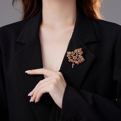 SUYU Autumn New Fashion Orange Maple Leaf Brooch Women's Luxury Fallen Leaf Hollow Out Brooch Holiday Gifts