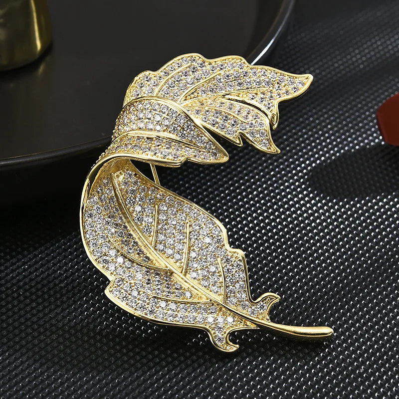 SUYU Spring New Design Leaf Series Brooch Women's Exquisite Brooch Fashionable Jewelry Accessories Simple Temperament Pin