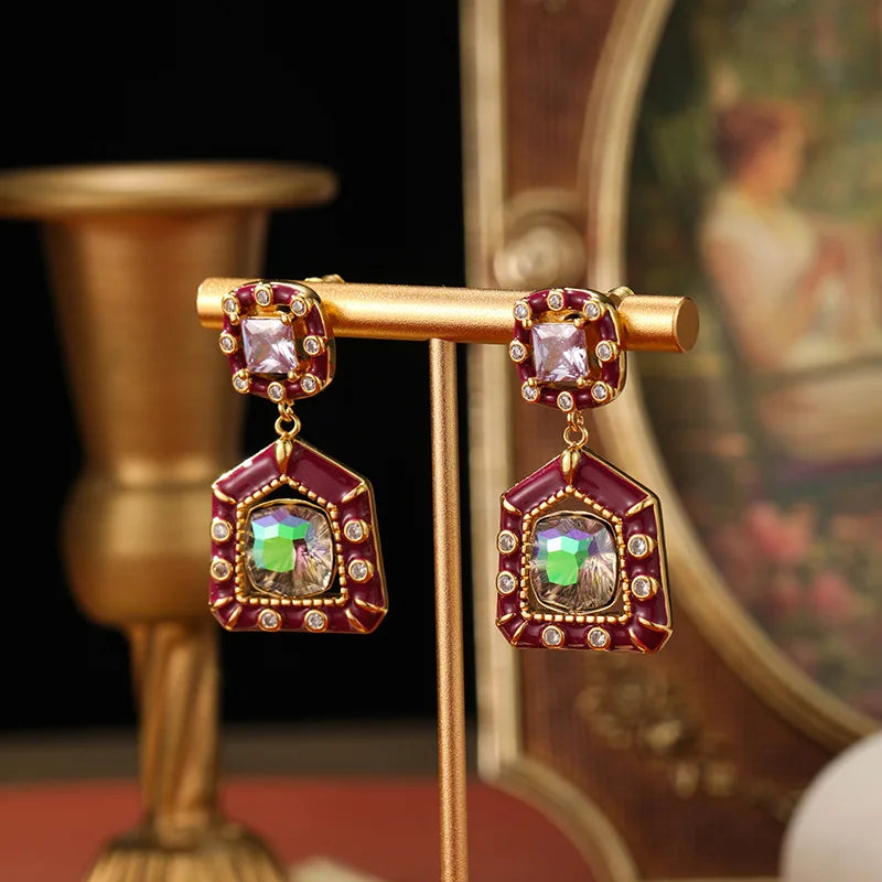 SUYU Spring New 2024 Retro Earrings Women's Light Luxury Palace Style Long Zircon Inlaid Earrings Banquet Daily Accessories