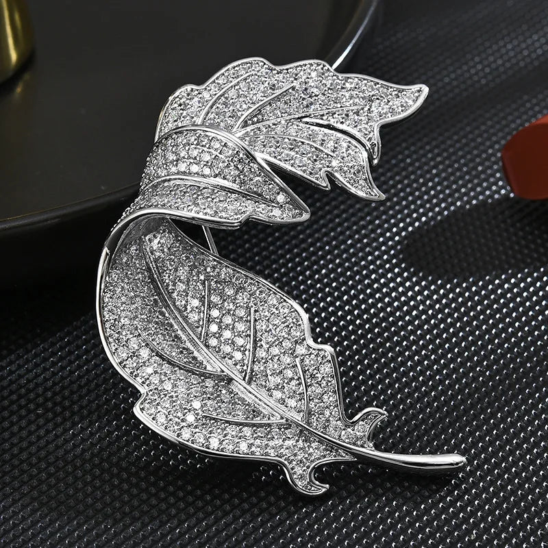 SUYU Spring New Design Leaf Series Brooch Women's Exquisite Brooch Fashionable Jewelry Accessories Simple Temperament Pin