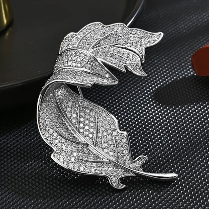 SUYU Spring New Design Leaf Series Brooch Women's Exquisite Brooch Fashionable Jewelry Accessories Simple Temperament Pin