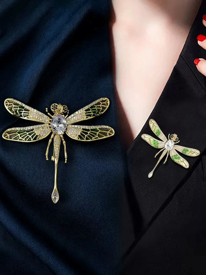 SUYU Elegant Wings Can Shake The Dragonfly Brooch Sports Object Brooch Accessories