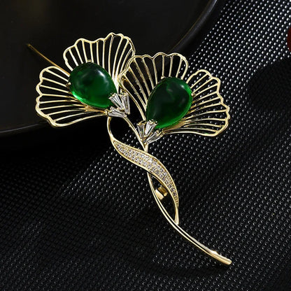 SUYU Ginkgo Leaf Elegant Luxury Premium Brooch Women's Delicate Temperament Pins Simple Personality Corsage Coat Accessories