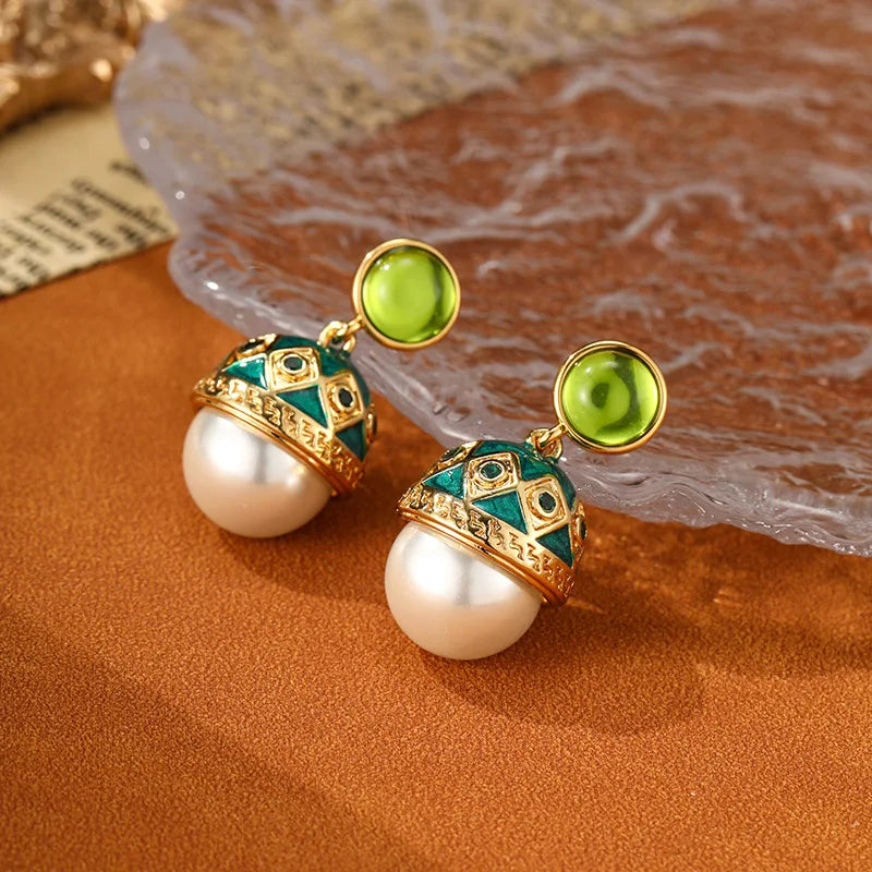 SUYU Fashionable Copper Plated Enamel Vintage Earrings For Women Light Luxury Elegant Temperament And Imitation Pearl Earrings