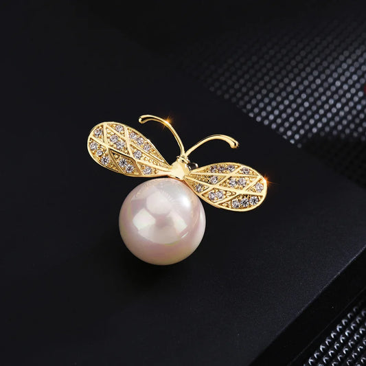 SUYU Zircon Scarf Button Breast Flower Fashion And Elegant Simple Pin Jewelry Little Bee Breast Pin Button