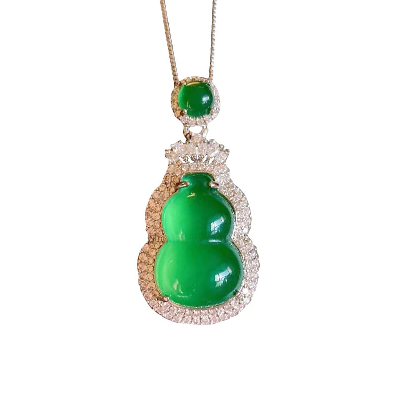 Fashionable and Elegant Jewelry Women's Light Luxury Green Simulated Jade Gourd Necklace Fashionable and Elegant Birthday Gift