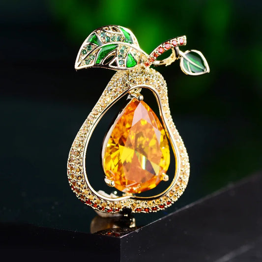 SUYU Pear Cubic Zirconia brooch Elegant and lovely fruit clothing pin Personalized and fashionable sweater coat accessories