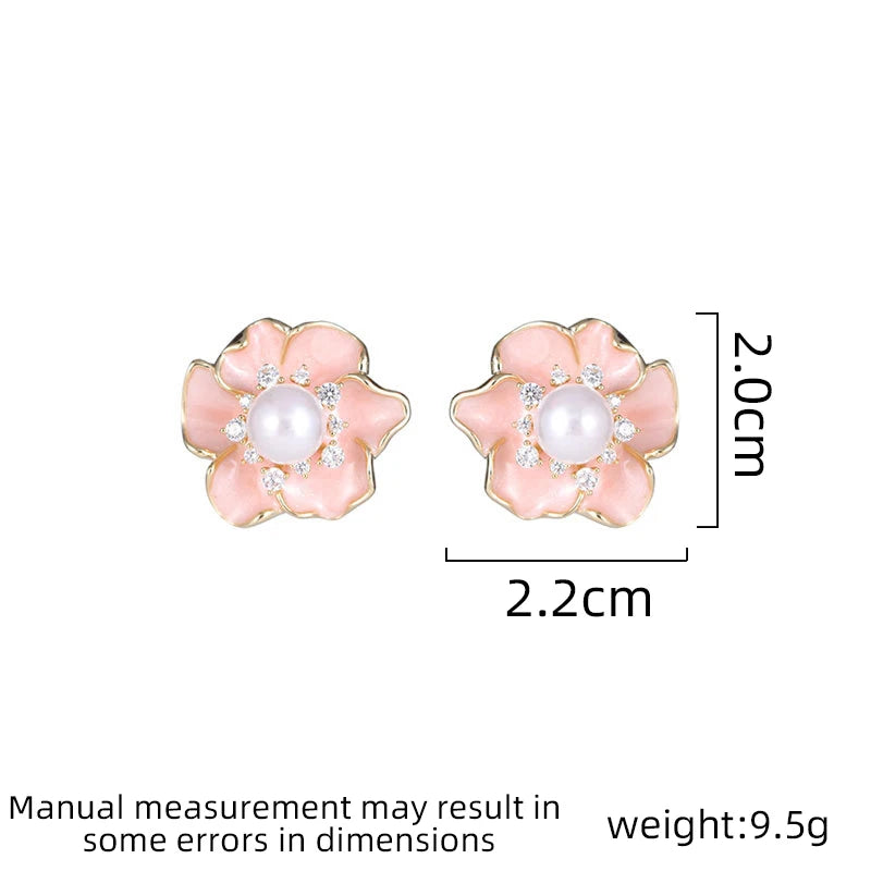 Ladies Light Luxury, Sweet and Elegant Flower Imitation Pearl Earrings Fashionable and Versatile Unique Design Feeling Earrings