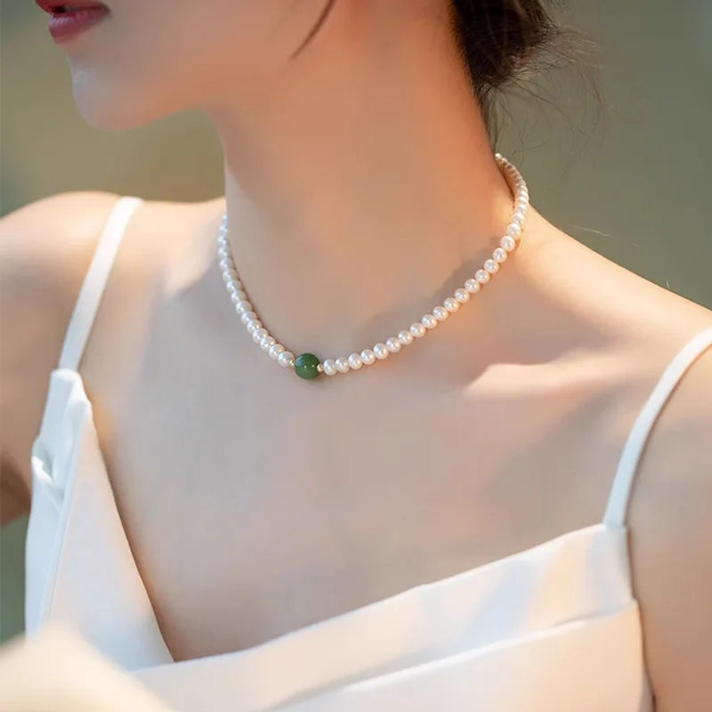 SUYU Summer New Women's Light Luxury Design With Freshwater Pearl Collar Chain Unique Beaded Neckchain