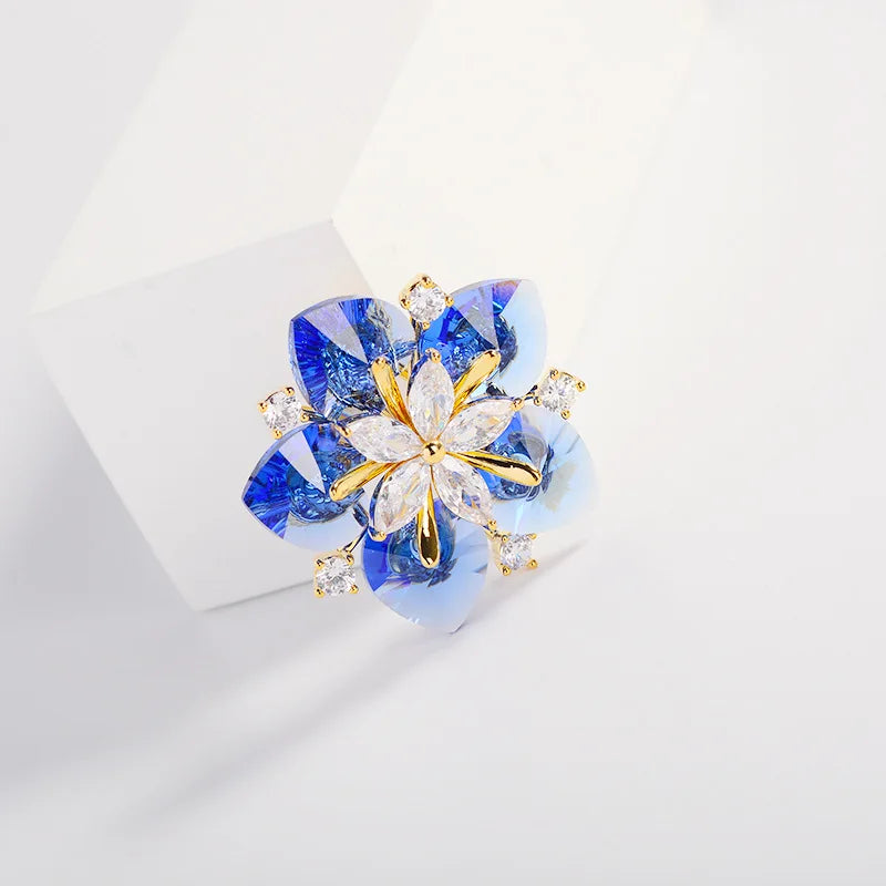 SUYU New Design Light Luxury Flower Brooch Fashionable Blue Snowflake Shape Personalized Breast Blossom Suit Temperament Pins