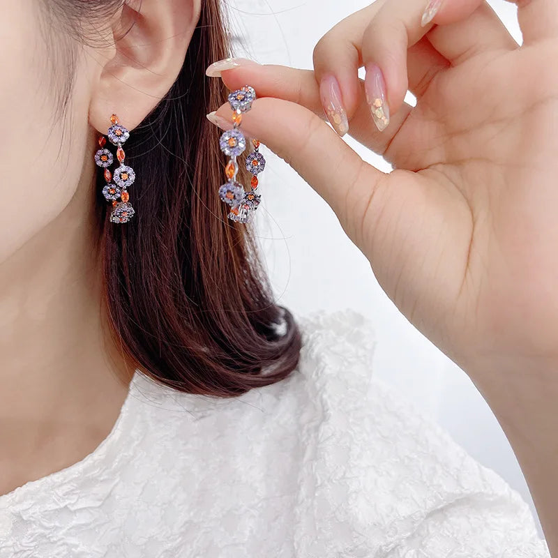 SUYU Fashionable Retro Earrings With A Cool And Personalized Black Bottom Ring Colored Zircon Earrings Flower Earrings