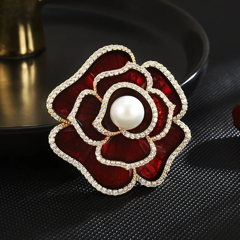 SUYU Spring New Camellia Brooch Female Design Temperament Retro Corsage Small Fragrance Brooch Accessories