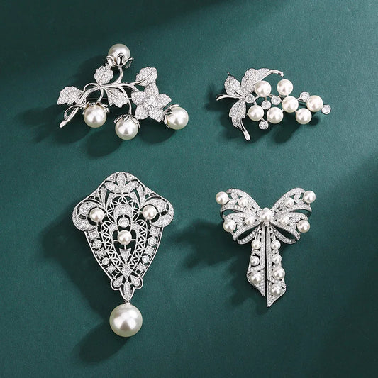 SUYU Winter New Design Artificial Pearl Inlaid Bow Tie Women's Brooch Pin Luxury Brooch Flower Pins Temperament Coat Accessories