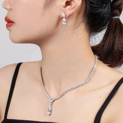 Fashionable Red Water Droplets Bride Micro Set Zircon Women's Light Luxury Design Vintage Elegant And Simple Collarbone Chain