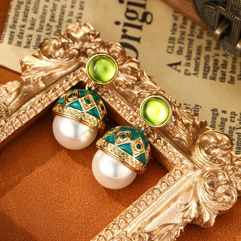 SUYU Fashionable Copper Plated Enamel Vintage Earrings For Women Light Luxury Elegant Temperament And Imitation Pearl Earrings