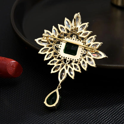 SUYU New Classic Fashion Classic Design Brooch For Women Luxurious Tassel Brooch Exquisite Tassel Holiday Gift