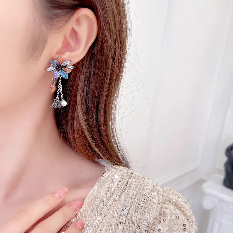 SUYU Retro Palace Style Earrings With Three-Dimensional Flower Tassels And Imitation Pearl Bell Shaped Earrings